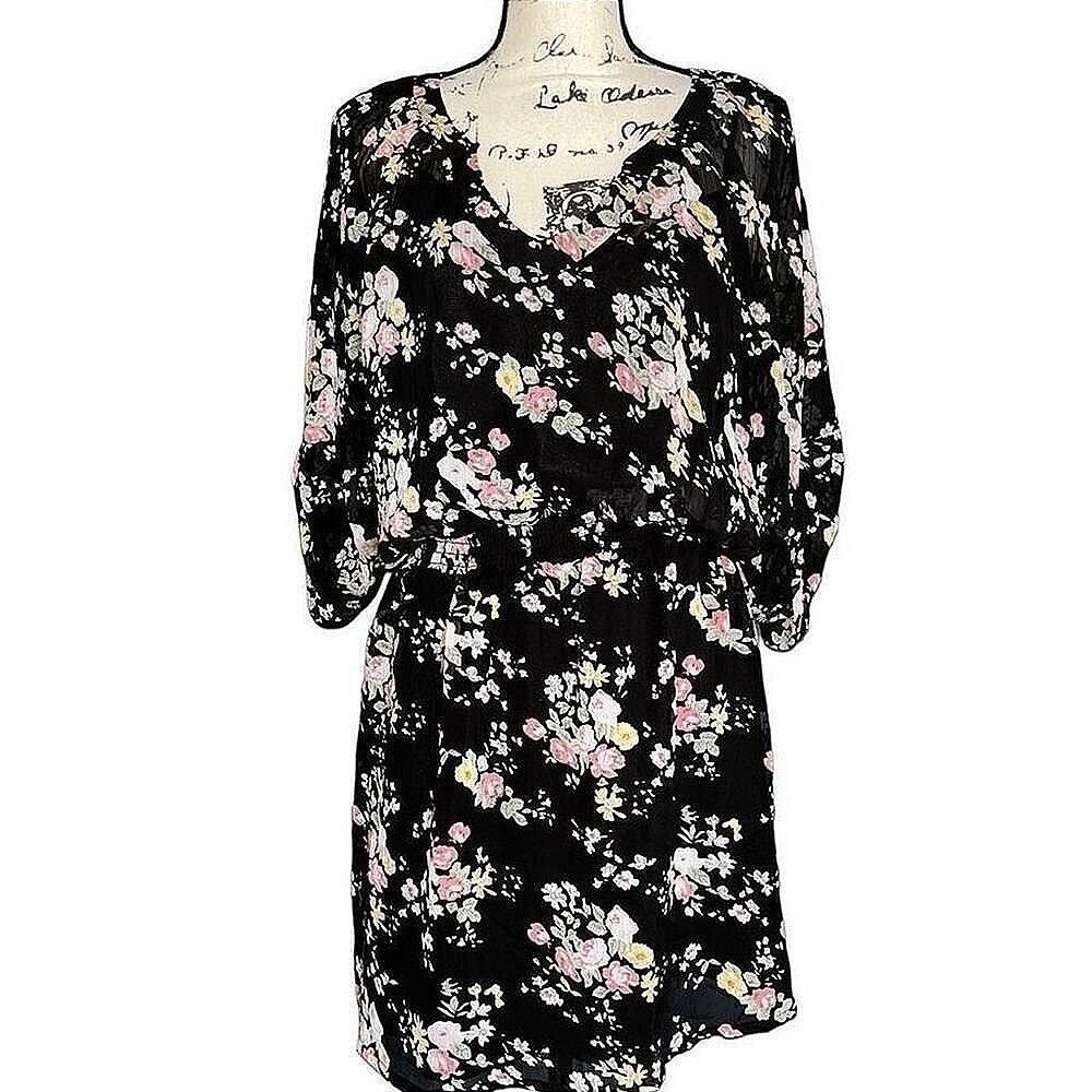 Express Black Pink Floral Chiffon V-Neck Smocked Waist Mini Dress Medium